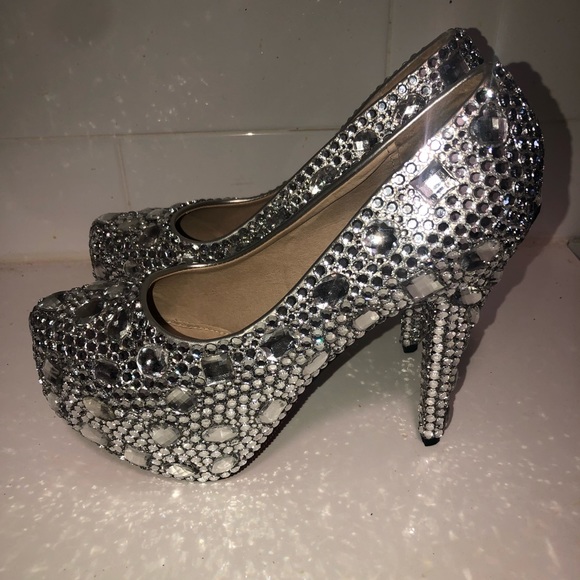 Wedding/birthday crystal red bottom pumps - Picture 8 of 8